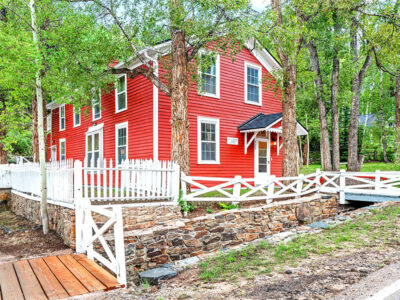 The Peter MacFarlane Home – Central City Getaway